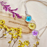 Make a wish - bracelet with real flowers in glass beads